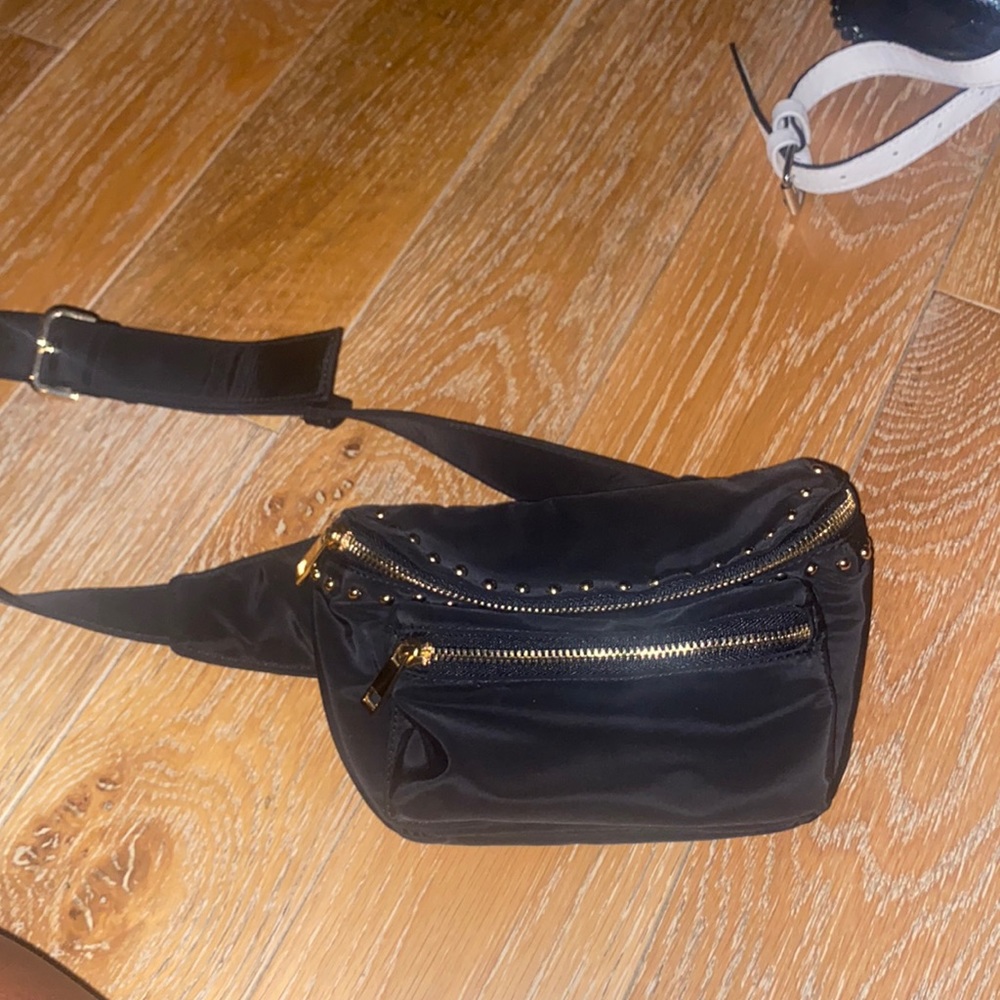 Fanny pack